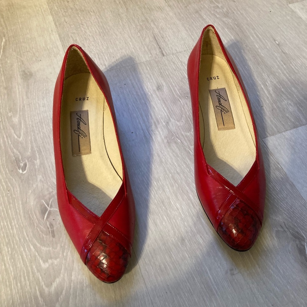 Cruz Amalfi 5.5 B (Medium) Red Leather